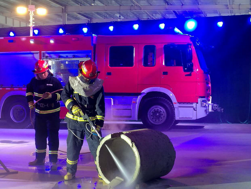我國研制成功首臺冷態切割搶險救援消防車