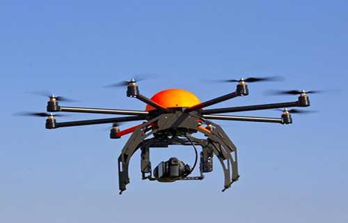 LED路燈助無人機送快遞，將成為無人機中轉站